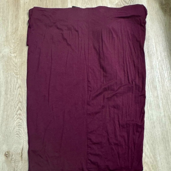 Knit Torrid Tye in front Skirt - Burgundy size 2 - Picture 5 of 5